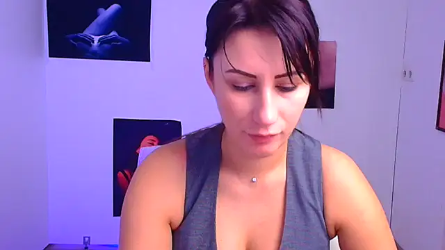 Snapshot of Loren_Moa chatting on January 2025 11:11:01 AM Loren Moa online show from January 2025 11:11:01 AM