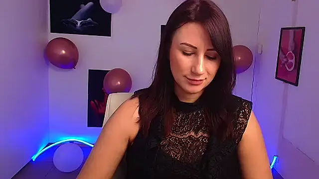 Snapshot of Loren_Moa chatting on March 2025 10:33:02 AM Loren Moa online show from March 2025 10:33:02 AM