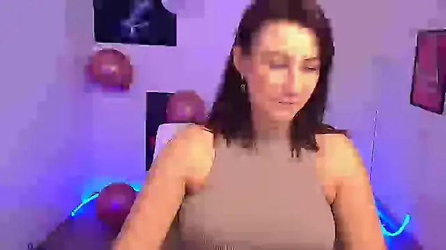 Snapshot of Loren_Moa chatting on March 2025 12:52:01 PM Loren Moa online show from March 2025 12:52:01 PM