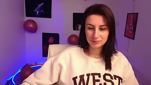 Snapshot of Loren_Moa chatting on March 2025 04:10:01 PM Loren Moa online show from March 2025 04:10:01 PM