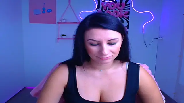 Snapshot of Loren_Moa chatting on October 2025 11:54:01 AM Loren Moa online show from October 2025 11:54:01 AM