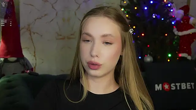 Snapshot of Linda054 chatting on January 2025 06:59:02 PM Linda054 online show from January 2025 06:59:02 PM