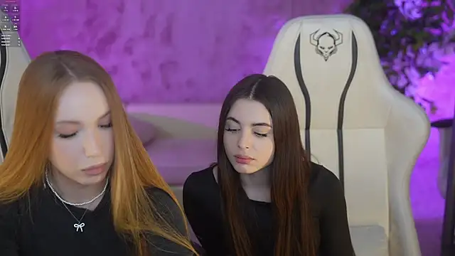 Snapshot of Linda054 chatting on March 2025 03:36:02 PM Linda054 online show from March 2025 03:36:02 PM