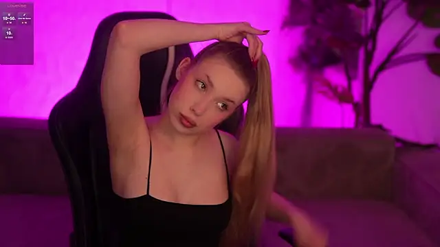 Snapshot of Linda054 chatting on February 2026 05:34:02 AM Linda054 online show from February 2026 05:34:02 AM