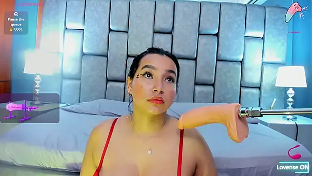 AniEvans  online show from May 2026 11:15:01 AM