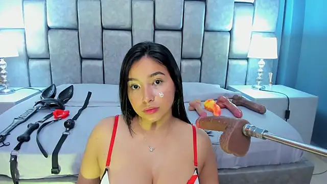 AniEvans  online show from June 2026 11:10:01 AM