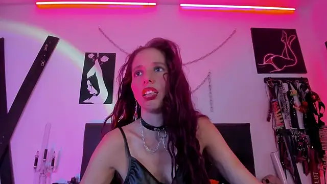 Little Naughtty online show from October 2025 02:04:01 PM