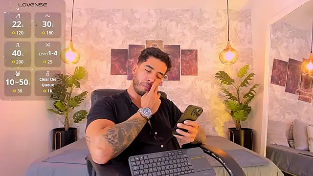 Snapshot of Nate_franco chatting on December 2025 03:46:02 AM Nate franco online show from December 2025 03:46:02 AM