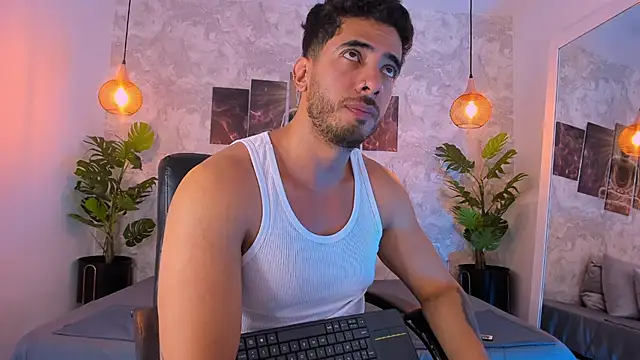 Snapshot of Nate_franco chatting on December 2025 04:19:01 AM Nate franco online show from December 2025 04:19:01 AM