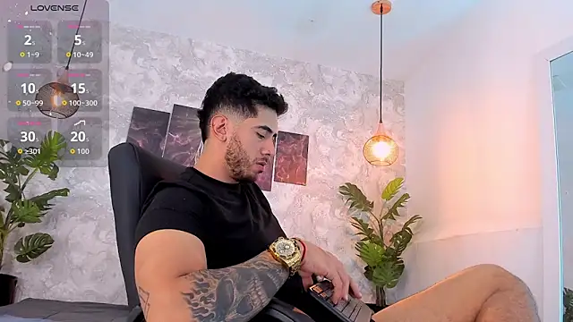 Snapshot of Nate_franco chatting on March 2026 02:39:02 AM Nate franco online show from March 2026 02:39:02 AM