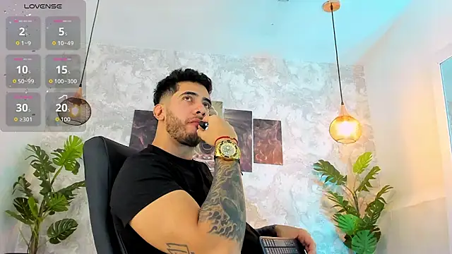 Snapshot of Nate_franco chatting on March 2026 05:45:02 AM Nate franco online show from March 2026 05:45:02 AM