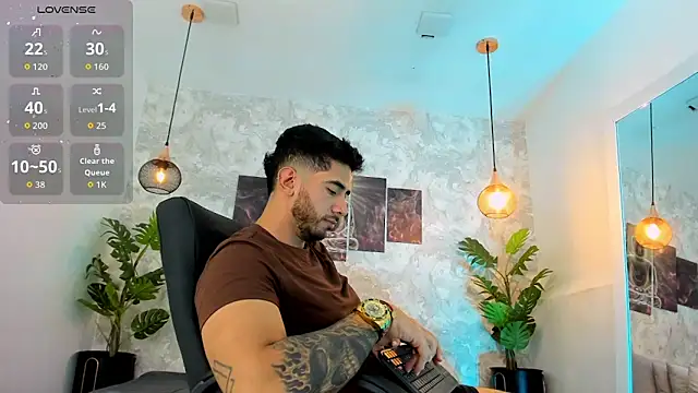 Snapshot of Nate_franco chatting on March 2026 04:18:01 AM Nate franco online show from March 2026 04:18:01 AM