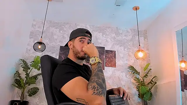 Snapshot of Nate_franco chatting on April 2026 08:23:02 AM Nate franco online show from April 2026 08:23:02 AM