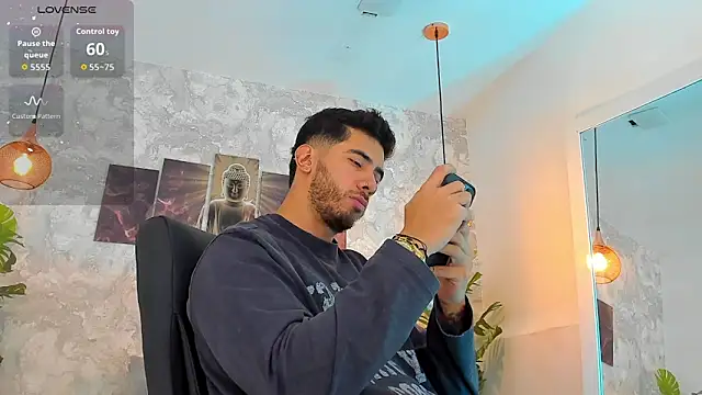 Snapshot of Nate_franco chatting on April 2026 04:12:01 AM Nate franco online show from April 2026 04:12:01 AM