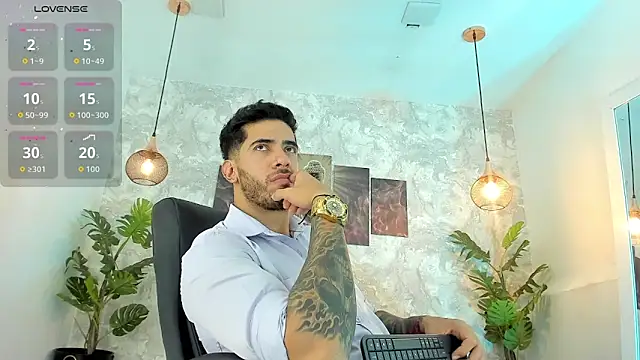 Snapshot of Nate_franco chatting on April 2026 04:06:02 AM Nate franco online show from April 2026 04:06:02 AM