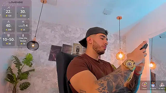 Snapshot of Nate_franco chatting on April 2026 04:17:01 AM Nate franco online show from April 2026 04:17:01 AM