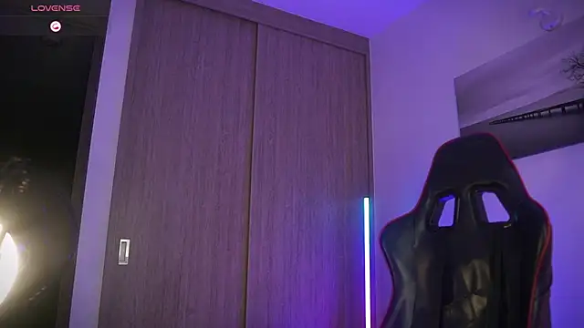 Rick  Smith153 online show from March 2025 07:47:01 AM