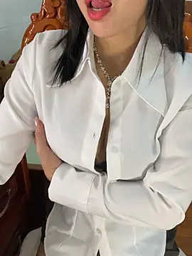    Erin    online show from June 2026 03:02:01 PM