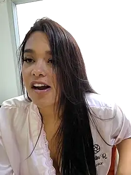 Snapshot of samanthaevanss1 chatting on February 2025 01:40:01 PM samanthaevanss1 online show from February 2025 01:40:01 PM