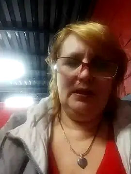 Forest-Lady online show from March 2025 04:33:02 PM