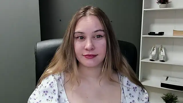 kitty valeria online show from March 2026 09:51:02 PM