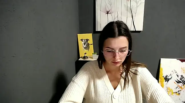 lady olivia  online show from February 2025 04:29:01 PM