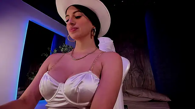 Taylor-Jonnees online show from February 2025 06:58:02 PM