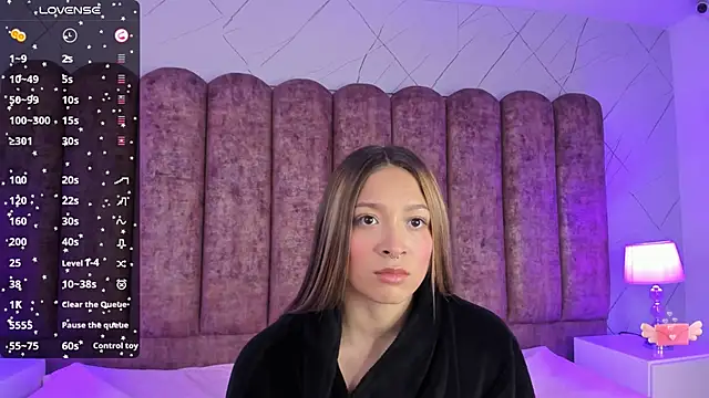 Victoria Adams14 online show from March 2025 02:46:02 PM