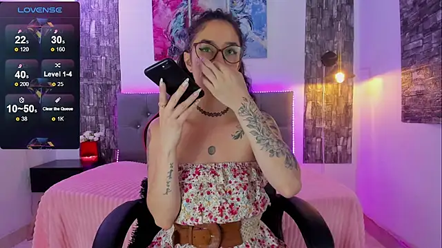 Snapshot of Allison_sc chatting on March 2025 08:22:01 PM Allison sc online show from March 2025 08:22:01 PM