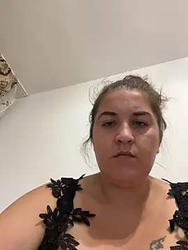 Snapshot of yzabell18 chatting on September 2025 02:59:02 AM yzabell18 online show from September 2025 02:59:02 AM