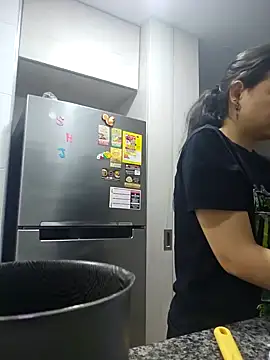 azumiichan online show from December 2024 04:19:02 AM