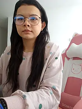 azumiichan online show from September 2025 01:37:02 PM