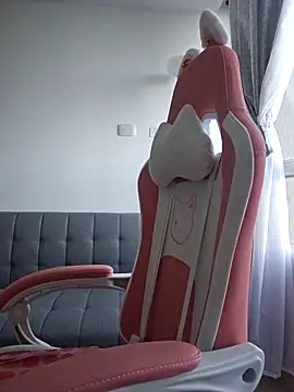 azumiichan online show from October 2025 01:20:01 PM