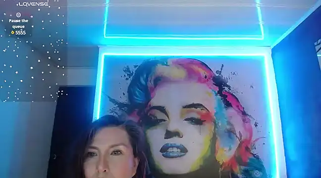 evelyn mature19 online show from March 2025 07:04:01 PM