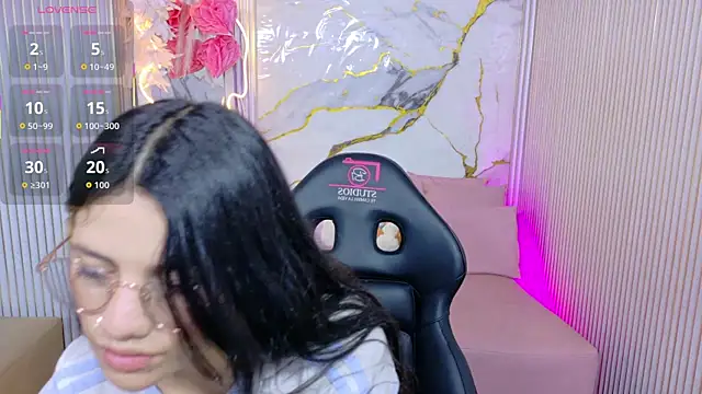 Chiara tay online show from May 2026 07:10:02 PM