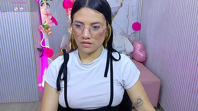Chiara tay online show from July 2026 07:08:02 PM