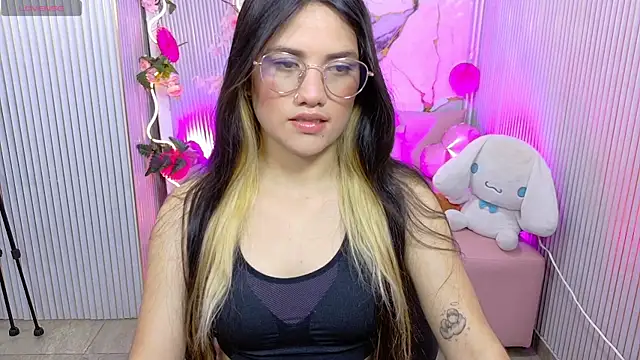 Chiara tay online show from July 2026 07:11:01 PM
