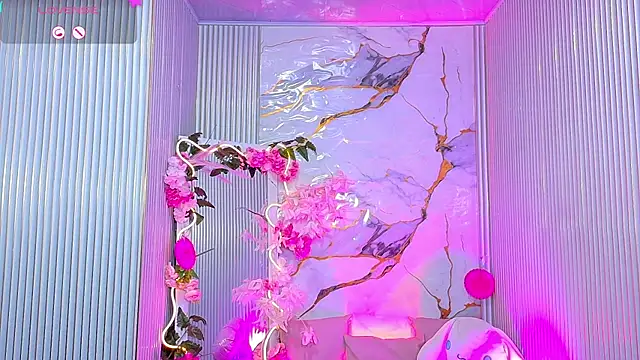 Chiara tay online show from July 2026 08:01:02 PM