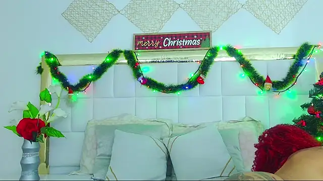 RubyRossel online show from December 2024 11:13:02 PM