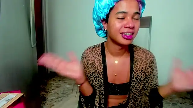 meghanSusexx online show from December 2025 05:38:02 AM