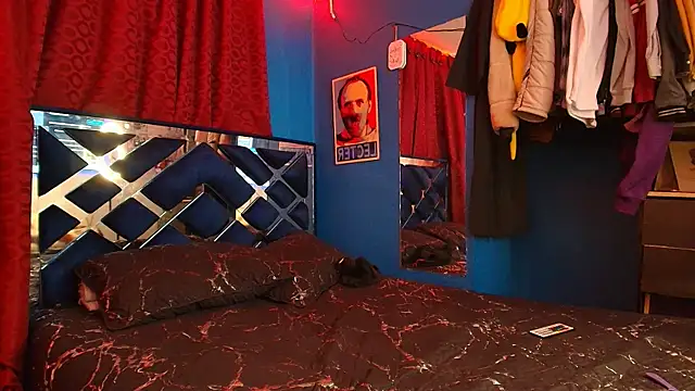 Luke Howland online show from February 2025 12:37:02 AM