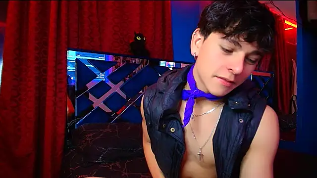 Luke Howland online show from October 2025 12:01:02 AM