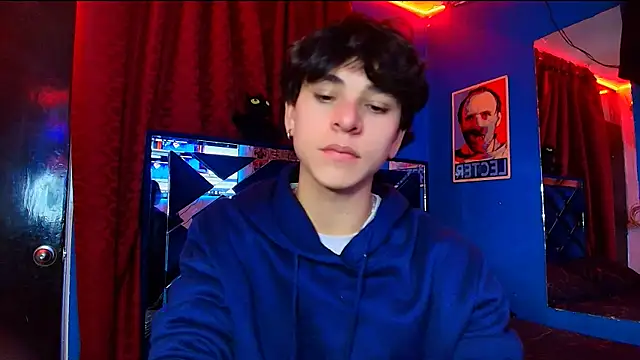 Luke Howland online show from November 2025 02:45:01 AM