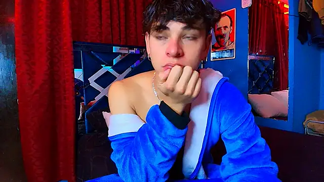 Luke Howland online show from May 2026 05:43:02 PM