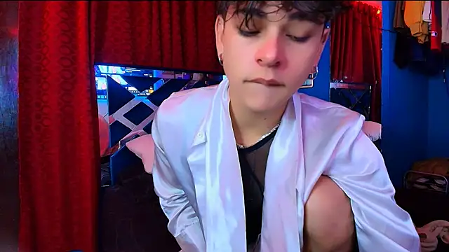 Luke Howland online show from May 2026 01:07:01 PM