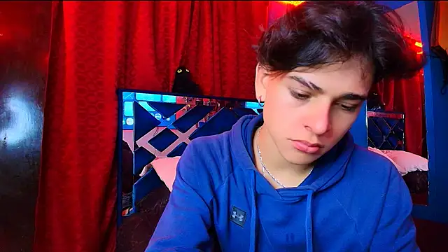 Luke Howland online show from July 2026 03:33:02 AM