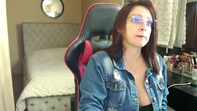 Carol Scottt online show from February 2026 08:55:02 AM