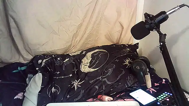 Snapshot of --D-a-D-D-y- chatting on January 2025 12:34:02 AM --D-a-D-D-y- online show from January 2025 12:34:02 AM