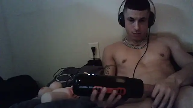 Snapshot of --D-a-D-D-y- chatting on January 2025 03:39:01 PM --D-a-D-D-y- online show from January 2025 03:39:01 PM