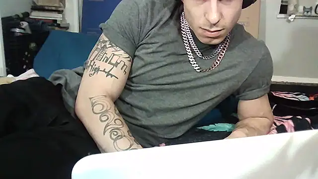 Snapshot of --D-a-D-D-y- chatting on March 2025 01:56:02 AM --D-a-D-D-y- online show from March 2025 01:56:02 AM